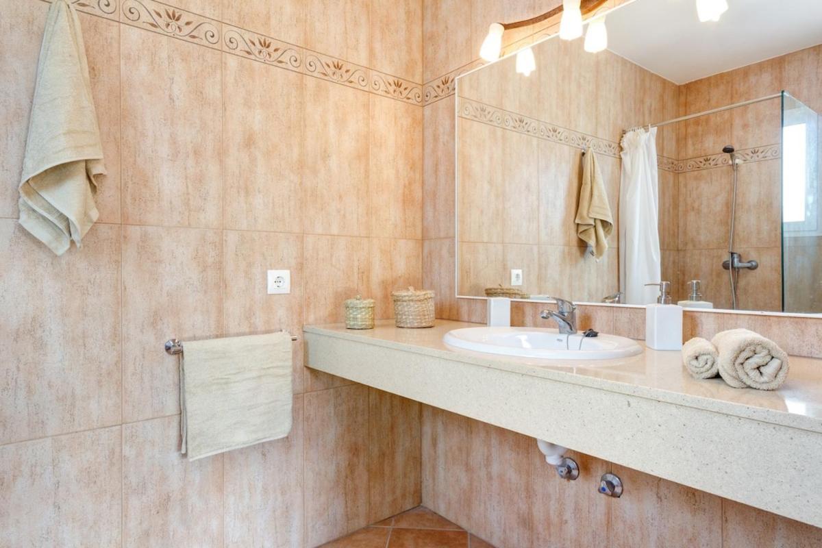 Villa S'Aladern Cala en Bosch Luaran gambar
