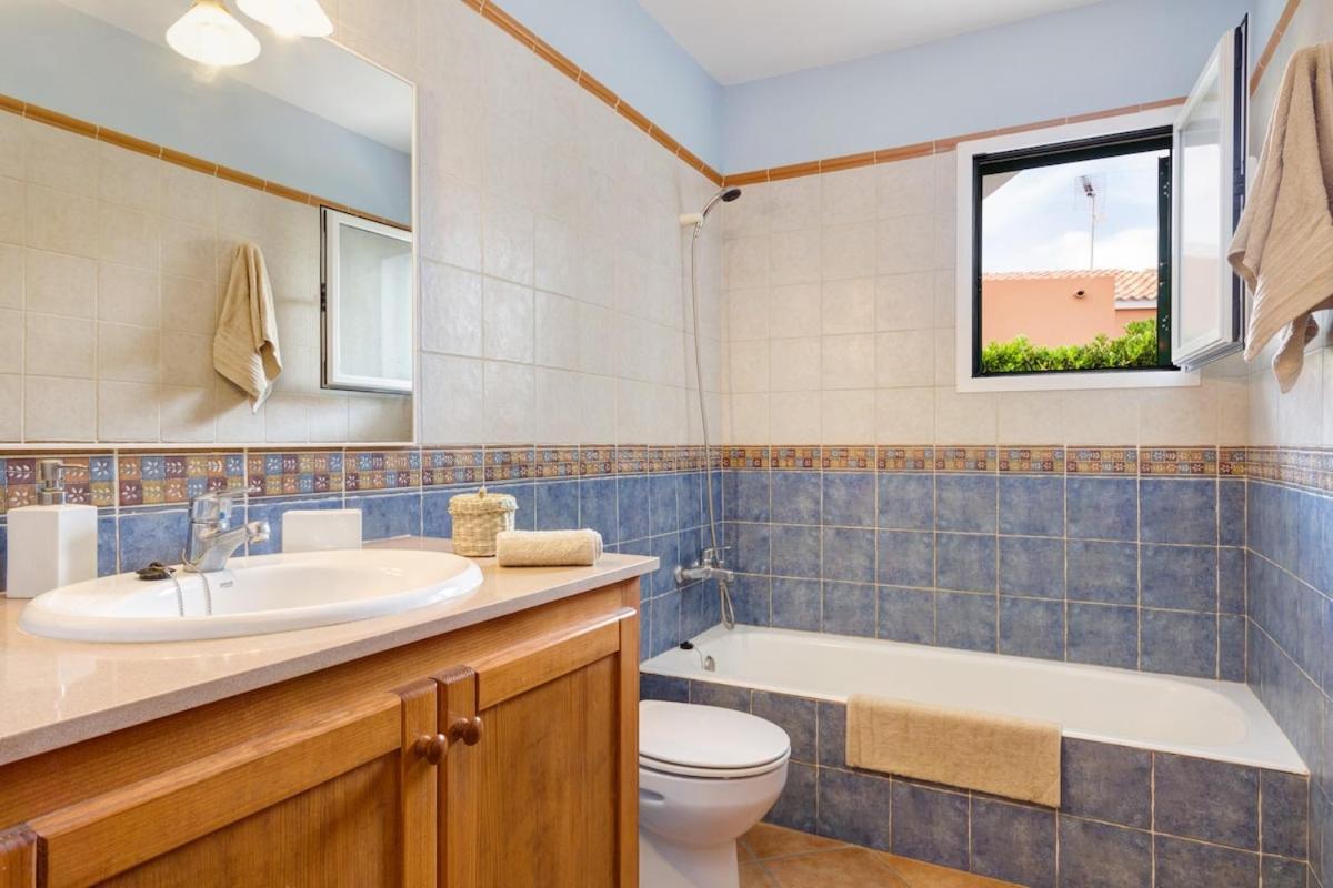 Villa S'Aladern Cala en Bosch Luaran gambar